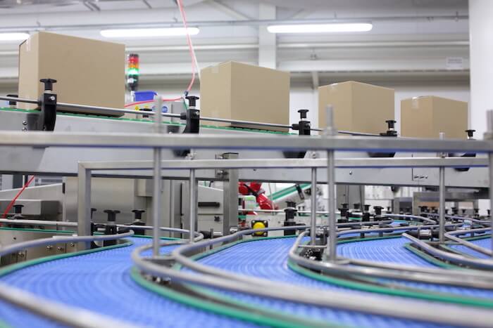 Overseas Manufacturing In 2025: What Are The Pros & Cons?