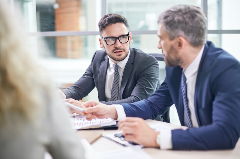 The Art of Negotiating With Manufacturers: Advanced Selling Strategies