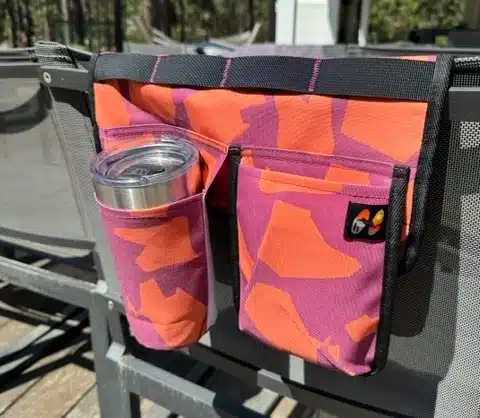 hangout_outdoors